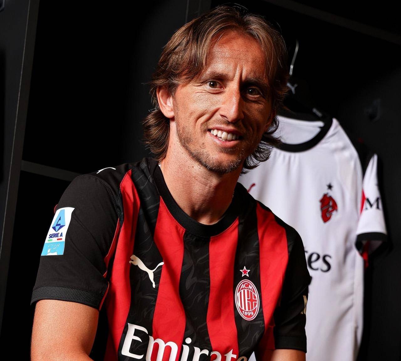 河南体院学子第八届中国大学生中国式摔跤锦标赛斩获一金